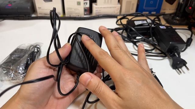 วิธีเลือกซื้อ Adapter หัวแปลง 12V 9V DC (ที่คุณอาจนึกไม่ถึง) หัวชาร์จไฟนิ่งมาก ไม่ร้อนแน่นอน смотреть онлайн