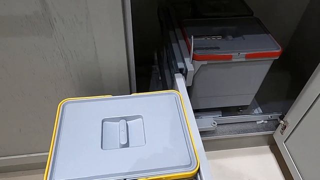 удобное мусорное ведро для кухни смотреть онлайн