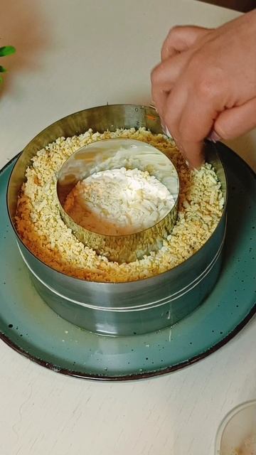 МИМОЗА: секреты популярного салата, о которых вы не знали