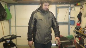 Как узнать заряжается ли аккумулятор