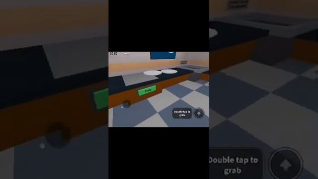 Устроился работать в ресторан в Roblox!