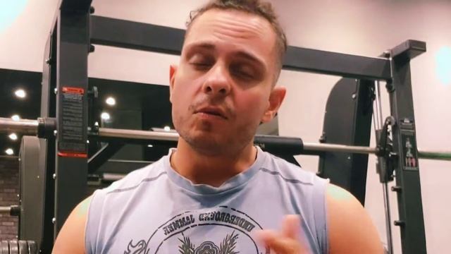 PROFESSOR DE SMART FIT E BLUE FIT NÃO SABE MONTAR TREINO? смотреть онлайн
