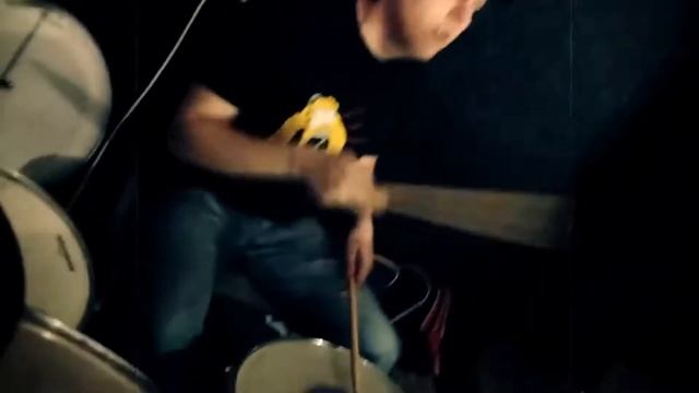 Tau-Kita Лепестки и осколки смотреть онлайн