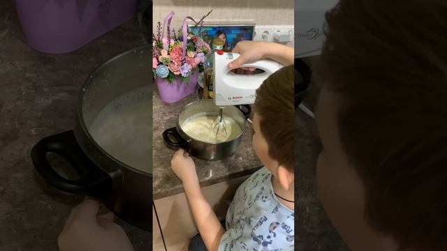 Блины 

Video-output-E404FE07-F378-4CA7-A79F-E680955C63B7-1