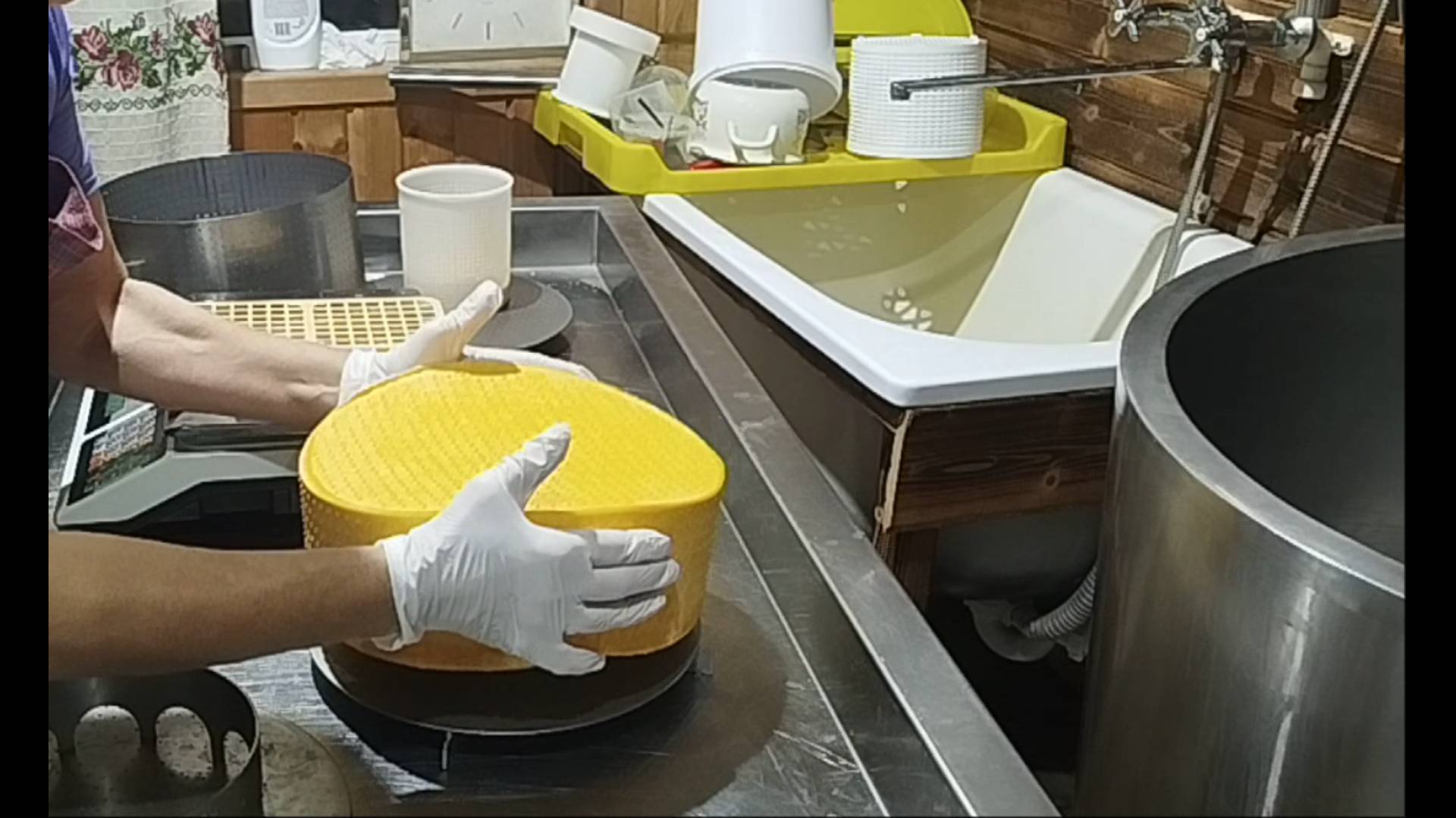 ПОМЕТИЛИ ЯГНЯТ🌷🪻 АФФИНАЖ ДЛЯ МААСДАМ🌼 смотреть онлайн