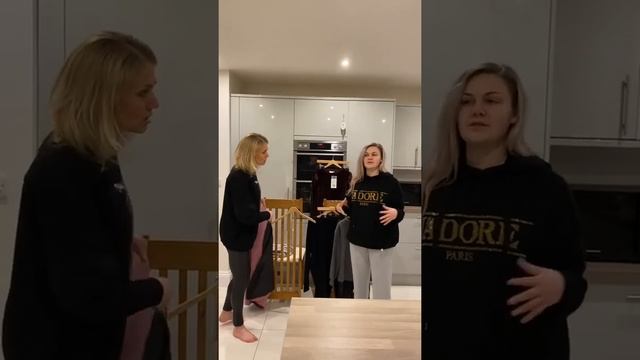 lOCKDOWN LEISURE WEAR 20/1/21 смотреть онлайн