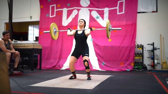 Weightlifting Meet @ Max's Gym смотреть онлайн