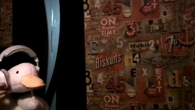 Гусь Мартин дико флексит под...