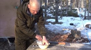 ТРИ ДНЯ В ТАЙГЕ _ ОДИН В ТАЙГЕ _ НА ИЗБУ _ РЫБАЛКА _ КРУПНЫЙ НАЛИМ _ БЫТ НА ИЗБЕ _ часть 3