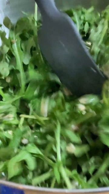 Arugala Salad смотреть онлайн