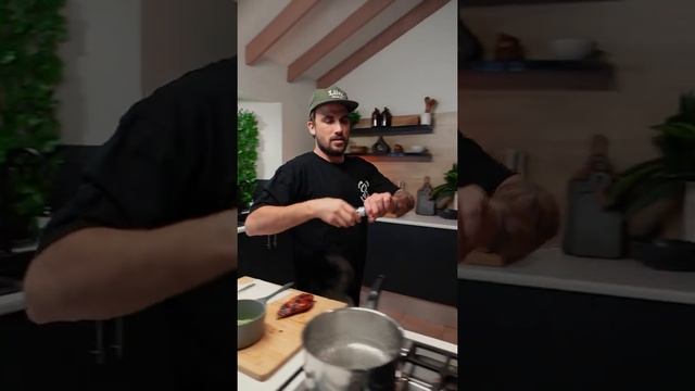 Creamy Smokey Bbq Chicken Pasta смотреть онлайн