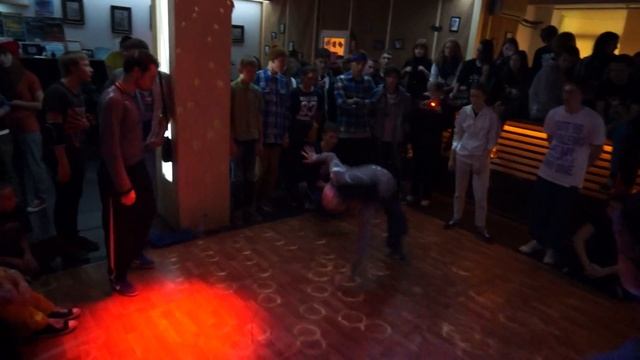 ROCKET  Breakdance 2x2