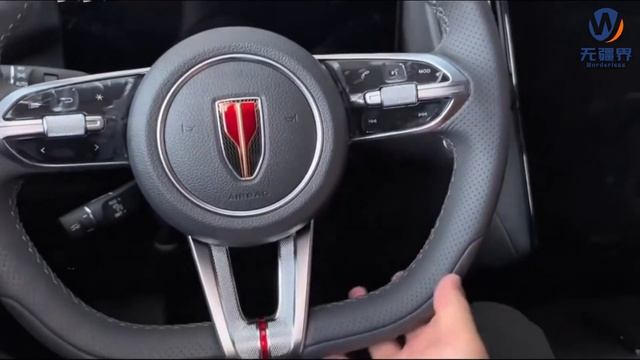 Hongqi E-HS3- Borderless Car смотреть онлайн