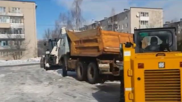Ковш с увеличенной высотой выгрузки для мини-погрузчиков смотреть онлайн