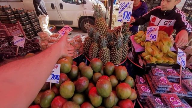 ЦЕНЫ на РЫНКЕ в Турции Аланья 4 марта 2023. Цены на фрукты, овощи, мясо и молочные продукты | Турция смотреть онлайн