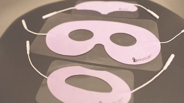 Myolift QT for Toned Skin | Facial Toning Device Review смотреть онлайн