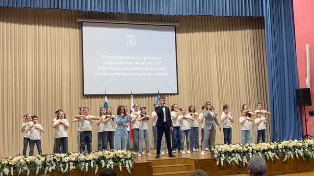 Родина моя. Слова Р. Рождественского, муз. Д. Туманова смотреть онлайн
