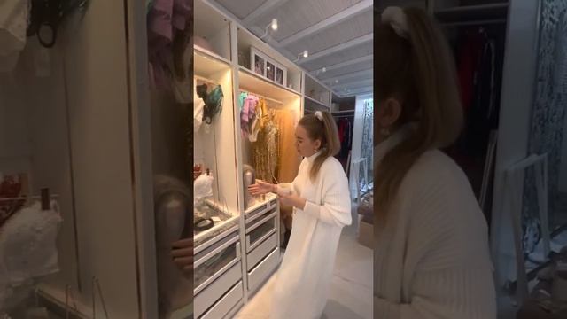 Мини интервью от нашего дизайнера, Ирина Степанова бренд “Irneste”. смотреть онлайн