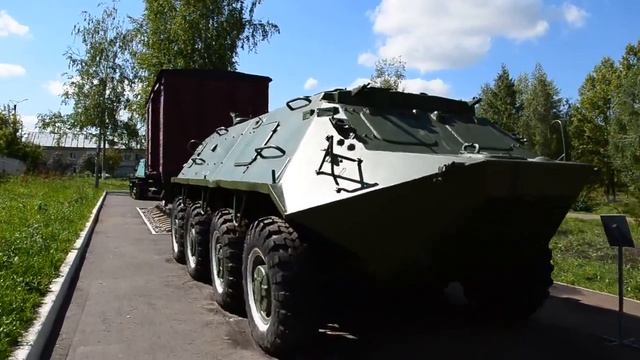Военный музей в сквере имени 40 лет Победы на ул Луначарского г Рузаевка .Оригинал снят 09. 08 .15г смотреть онлайн