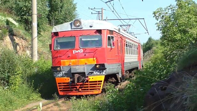 "Сквозь уральские джунгли". ЭД2Т-0012 сообщением Нижний Тагил - Егоршино смотреть онлайн