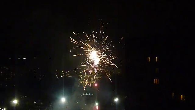 10.09.2016 Салют на День Города в Таганском парке смотреть онлайн