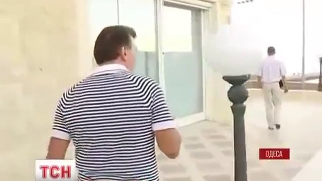 В Одесе принимают выбирают меру присечения для тракториста сламавшего забор резиденции Кивалова смотреть онлайн
