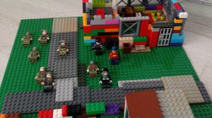 обзор на lego базу для выживания на зомби апокалипсисе с окружающей средой и одним домом