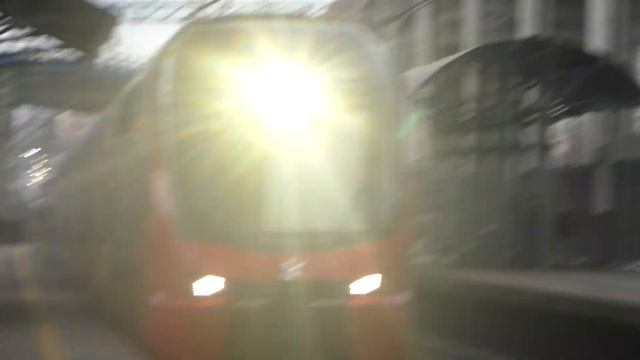Электропоезд ЭШ2-004 Аэроэкспресс сообщением Аэропорт Шереметьево - Одинцово смотреть онлайн