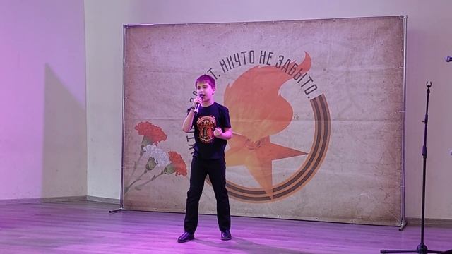 Горбунов Фёдор - Русские идут! (автор Дмитрий Дейнеко) смотреть онлайн