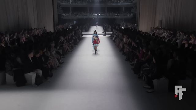 Fendi x Marc Jacobs | Baguette 25th Anniversary | Full Show смотреть онлайн