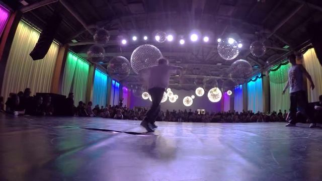 ONESHOT VS BBOY KAP 1/4 ТАНЦЕВАЛЬНЫЙ BEZ_PREDEL 2017 смотреть онлайн