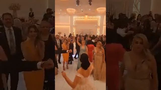 Anush Petrosyan - Sharan смотреть онлайн