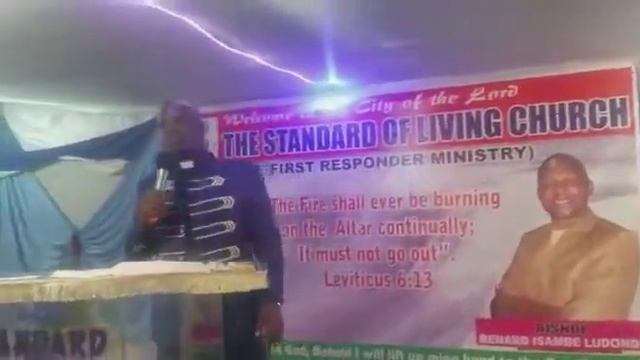 Rev Humphrey Shaba declaring blessings in the kesha at the standard of living church date 11/1/201 смотреть онлайн