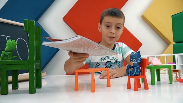 Герои в масках. Гигантские вещи в школе. Видео для детей смотреть онлайн