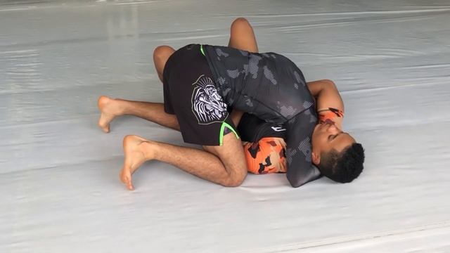 Como defender a Guilhotina - Jiu-jitsu sem kimono. смотреть онлайн