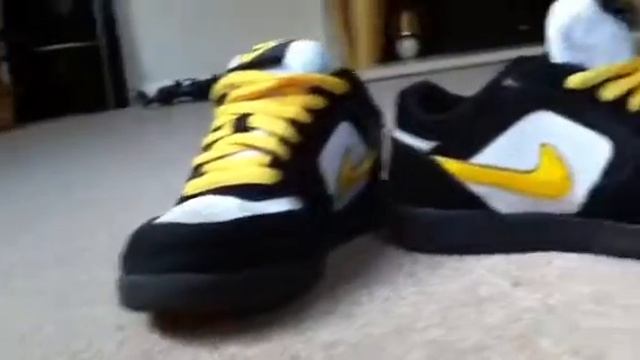 Sexy Nike shoes смотреть онлайн