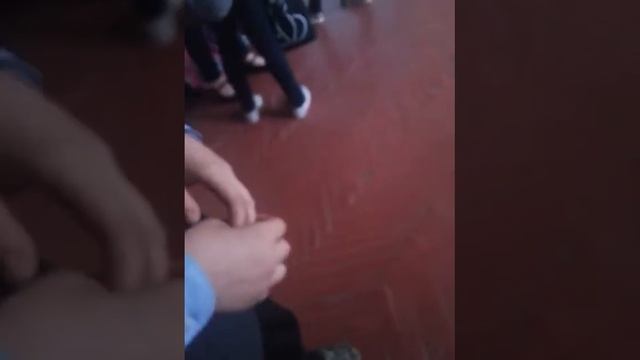 ктото покуррил в туалете и всем захотелось посмотреть смотреть онлайн