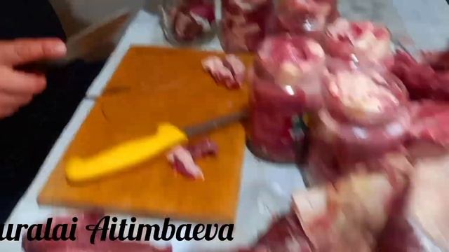 Тушенка. Тушенка из говядины в домашних условиях .Вкусно 😋 смотреть онлайн
