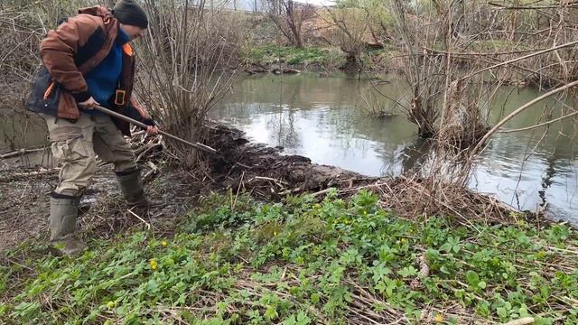 Починили плотину. Нашёл нору. Серия 2. 4к смотреть онлайн