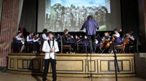 16. "Бухенвальдский набат". Музыка Вано Мурадели, слова Александра Соболева