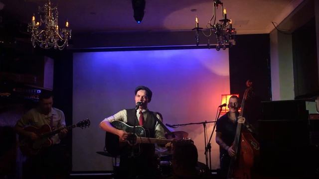 The Beatleggers - Rock This Town