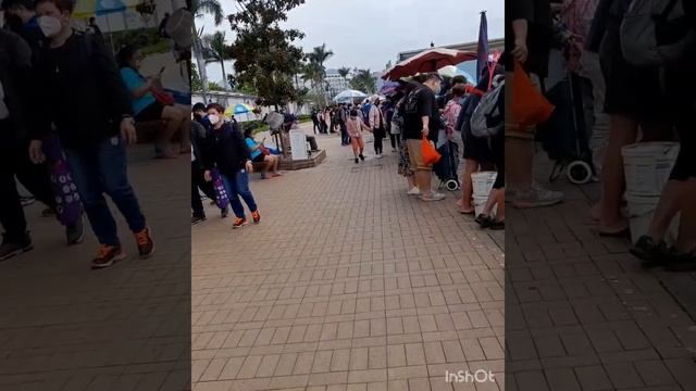 Saikung Pier/Floating boat fish market Saikung Hongkong view... смотреть онлайн