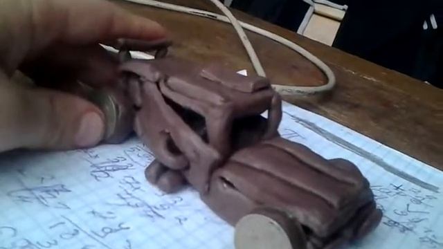 Гоночная машина из пластилина