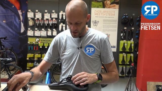 PERFECT EEN ZADEL OP JE FIETS MONTEREN: Zo doe je dat смотреть онлайн
