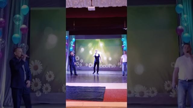 выставляем звук на сцене 08.03.2024 смотреть онлайн