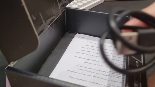 Распаковка аудио интерфейса (внешней звуковой карты) Focusrite Scarlett Solo 4th Gen смотреть онлайн