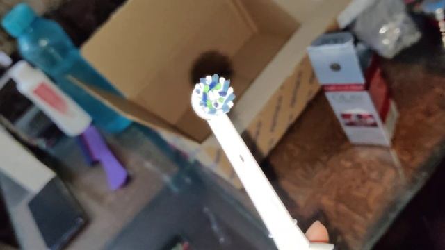 Unboxing - Oral B Vitality 100 - Electric Tooth Brush - 16th Feb. 2K22 - Part 2 Of 2 - VID_20220216 смотреть онлайн