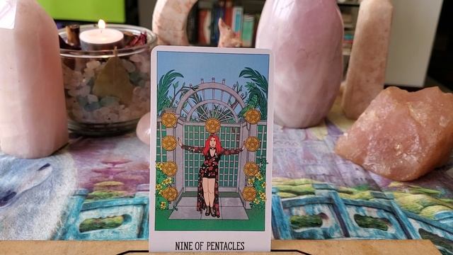 Flip Through & Review Of The Secrets Of Paradise Tarot! 🦜💐🌺 смотреть онлайн