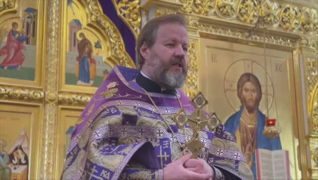 Крестопоклонная неделя. Проповедь настоятеля храма протоиерея Павла Кудряшова (23.03.2025) смотреть онлайн