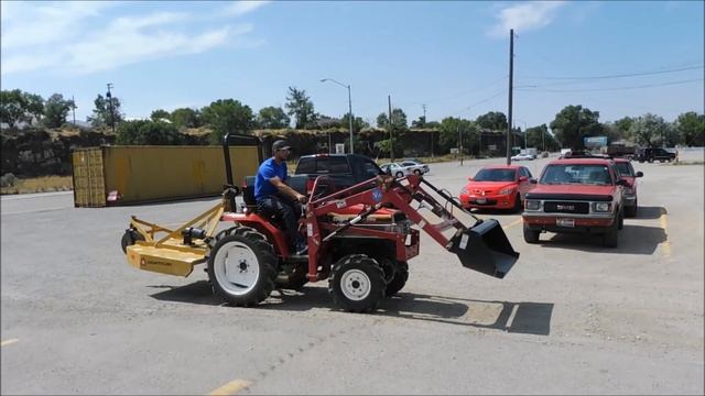 Yanmar Forte Tractor 17557 with Loader, Mower смотреть онлайн